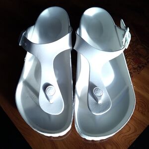 Women's Gizeh EVA White Birkenstock Sandals Sz 8.5-8 EUC